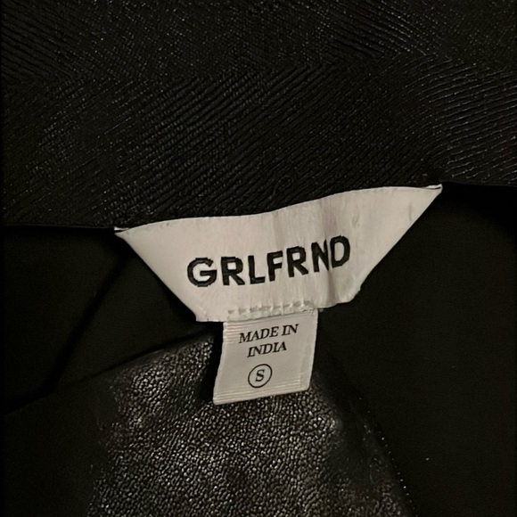 GRLFRND Carter Leather Bicycle Shorts In Black- Size Small - Picture 6 of 12